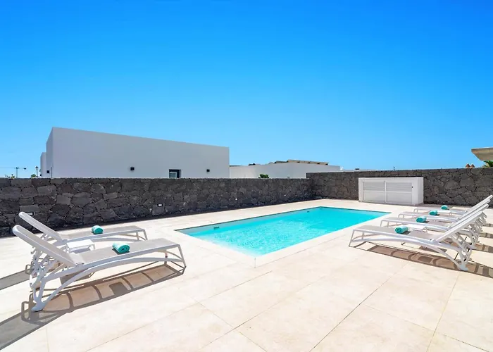 Iraya By Πλάγια Μπλάνκα